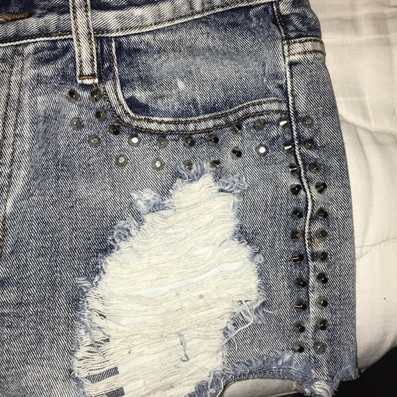 Studded Jean Shorts - Picture 4 of 4